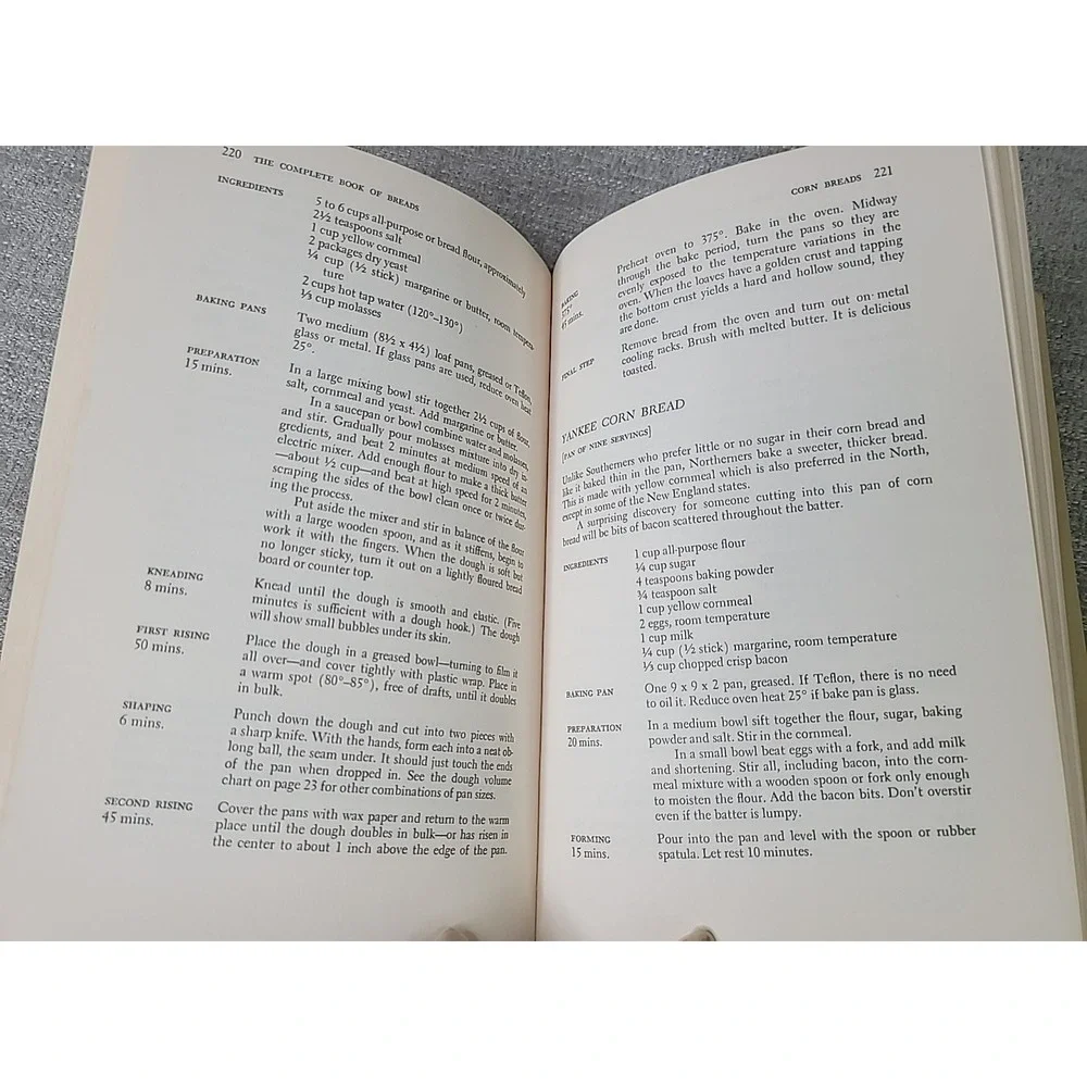 Complete Book Breads Cookbook by Bernard Clayton Jr. 100's‎ of Recipes Hardback